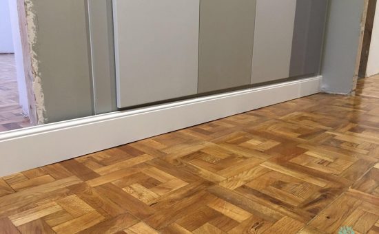 Lijado y barnizado de Parquet Roble Condal